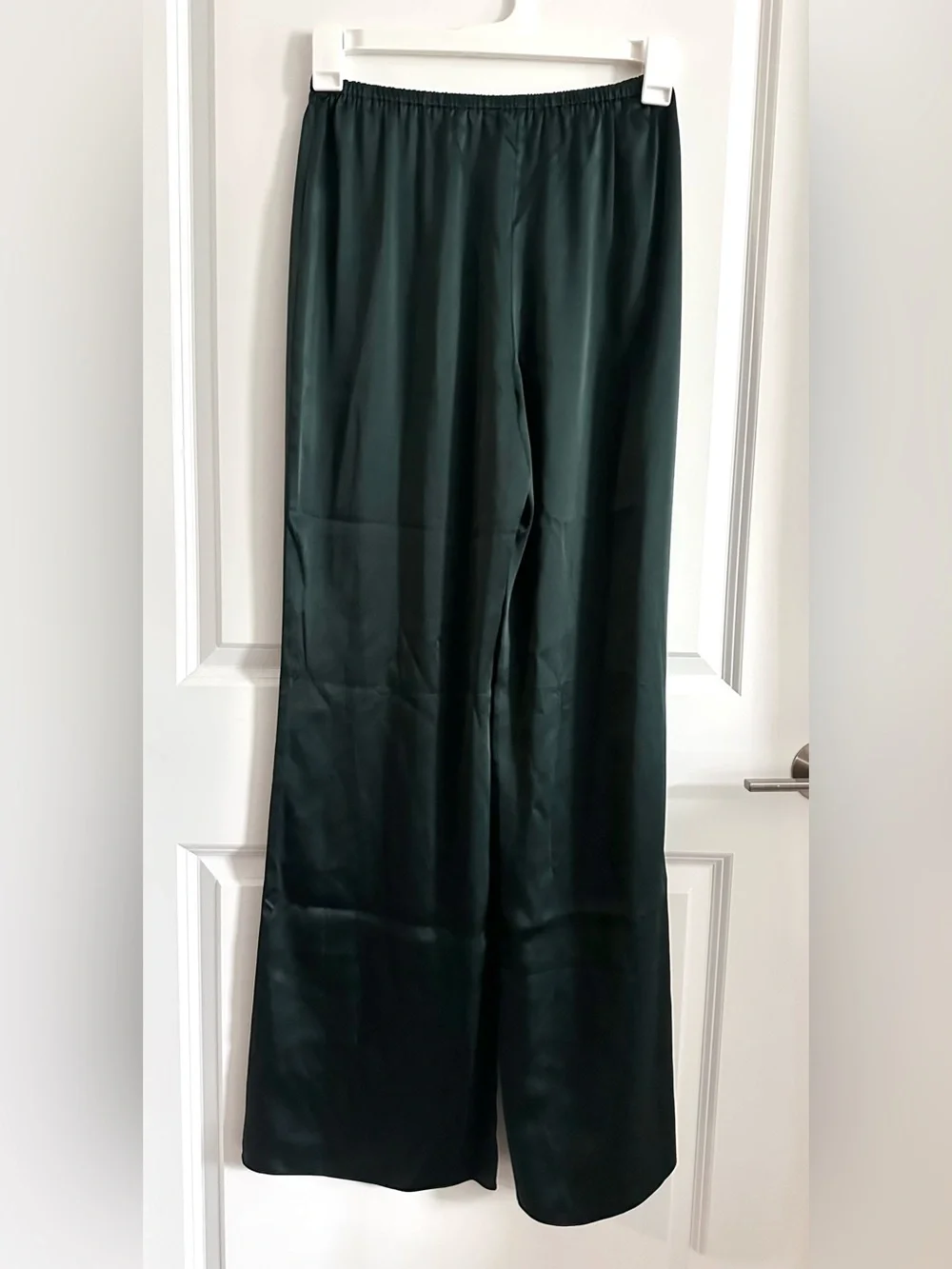 SEROYA Viva Satin Pants in Evergreen Satin Straight Leg Large SER.O.YA